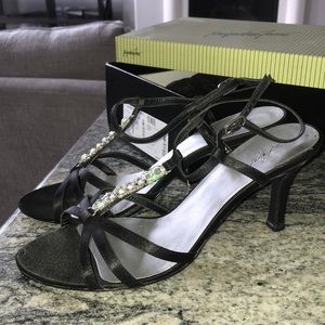 Black dress heels, prom